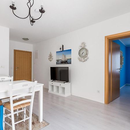 1 Bedroom Gorgeous Apartment In Mošćenička Draga Extérieur photo