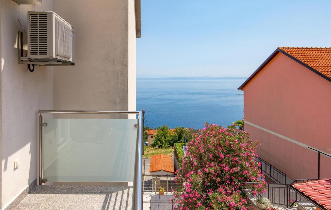 1 Bedroom Gorgeous Apartment In Mošćenička Draga Extérieur photo